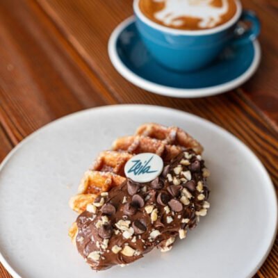 CHOCOLATE CROFFLE​
